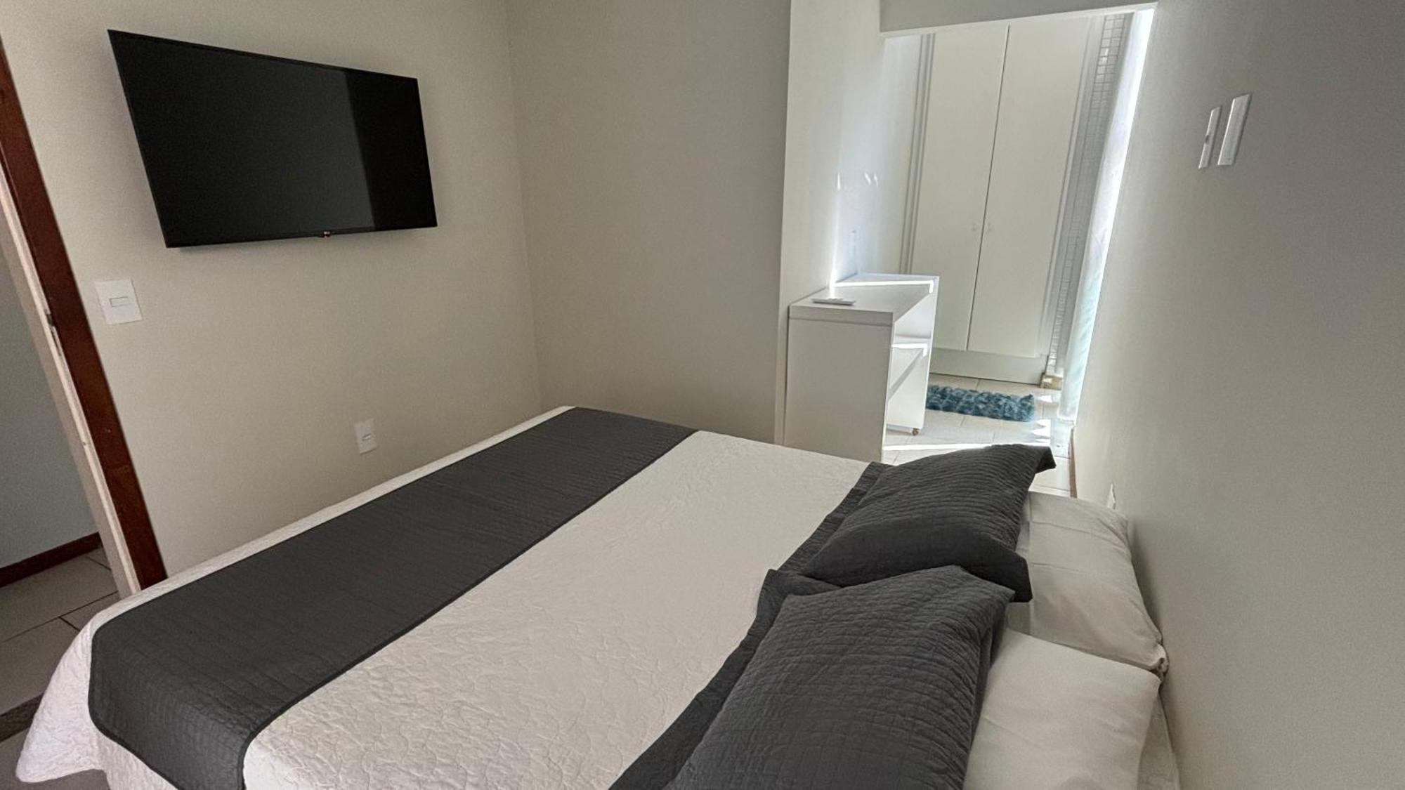 Apartamento Na Praia Do Morro - Condominio Praia Da Maruja - Na Quadra Da Praia グアラパリー エクステリア 写真